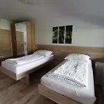 Mit Doppelbett Oder 2 Einzelbetten Apartment