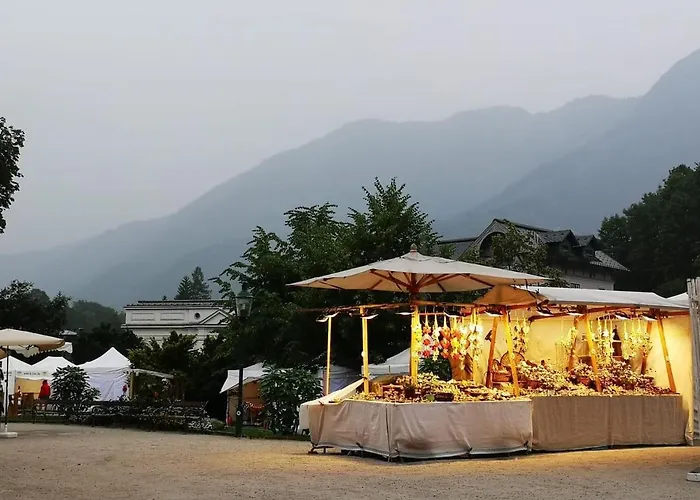 Mit Doppelbett Oder 2 Einzelbetten *